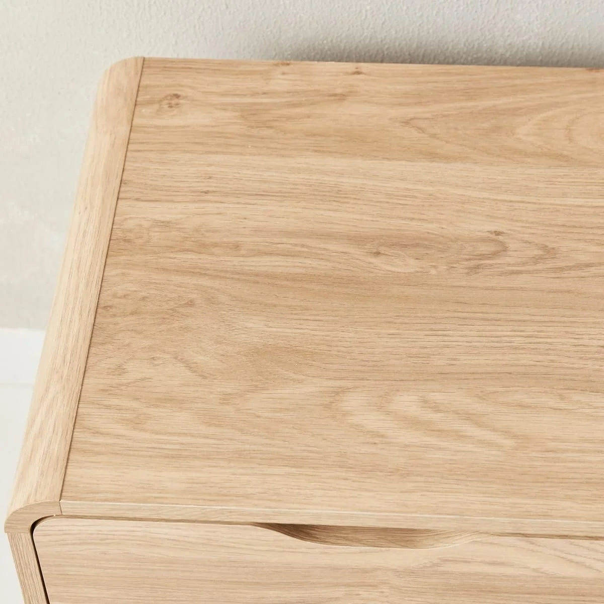 میز کنار تختی دو کشو هوم باکس مدل نوردیکا قهوه ای، 54.2 x 47.2 x 40 سانتی متر میز کنار تختی دو کشو هوم باکس مدل نوردیکا قهوه ای، 54.2 x 47.2 x 40 سانتی متر