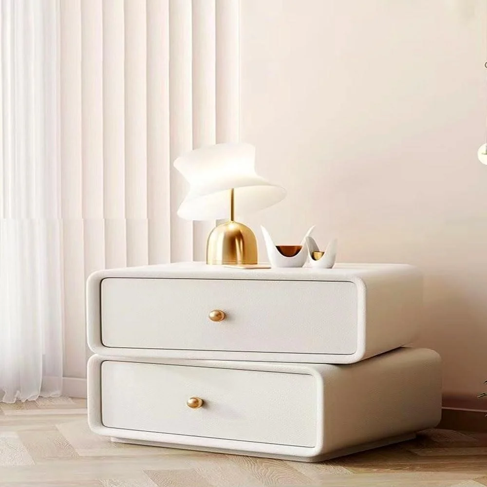 میز پاتختی چرمی مدرن Kutis با قابلیت چرخش 360 درجه و 2 کشو - میز کنار تختی مینیمالیستی و چند منظوره، میز عسلی کنار مبل و میز پاتختی با چرخش 360 درجه، ابعاد 50x40x48 سانتی متر میز پاتختی چرمی مدرن Kutis با قابلیت چرخش 360 درجه و 2 کشو - میز کنار تختی مینیمالیستی و چند منظوره، میز عسلی کنار مبل و میز پاتختی با چرخش 360 درجه، ابعاد 50x40x48 سانتی متر