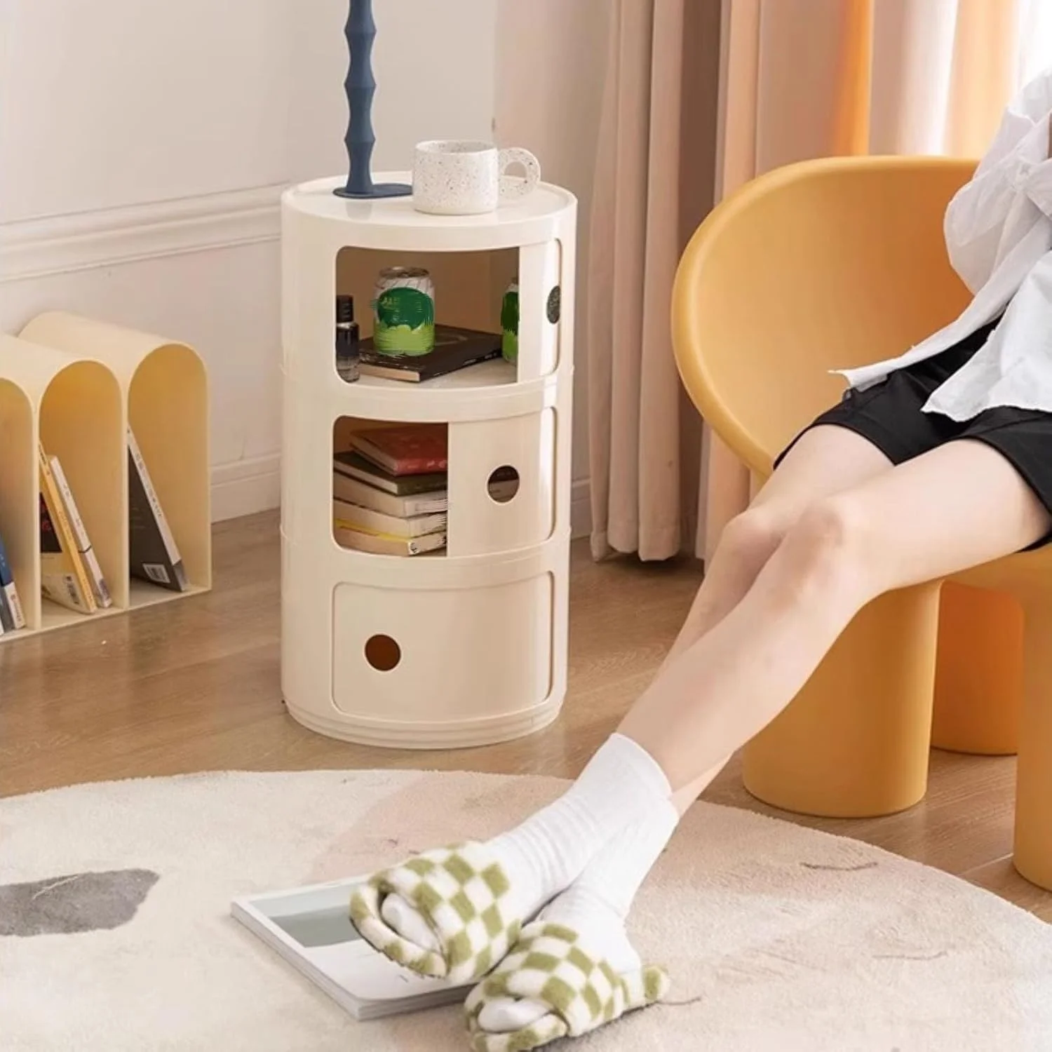 WEIDPHL زردچوبه، میز کنار تختی گرد، میز کنار تخت با 3 کشو، میز عسلی منحصر به فرد، کابینت گرد با درب کشویی، کابینت میز کنار تختی برای اتاق نشیمن، اتاق خواب، حمام WEIDPHL زردچوبه، میز کنار تختی گرد، میز کنار تخت با 3 کشو، میز عسلی منحصر به فرد، کابینت گرد با درب کشویی، کابینت میز کنار تختی برای اتاق نشیمن، اتاق خواب، حمام