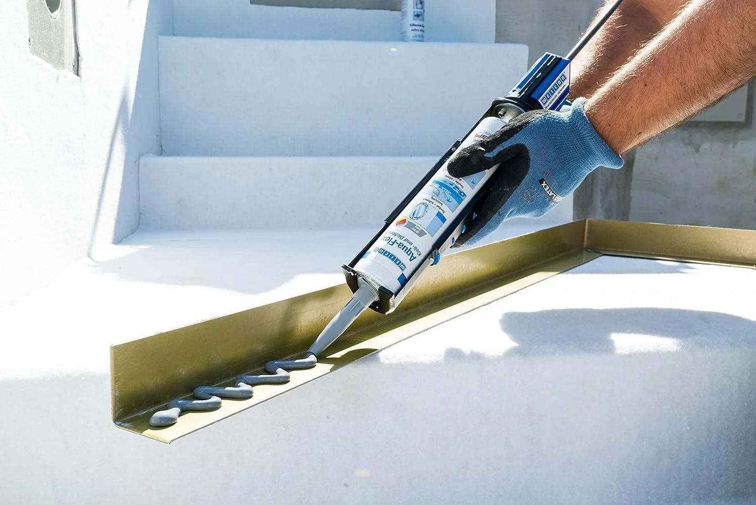 چسب و درزگیر الاستیک خاکستری ویکن آکوا-فلکس چسب و درزگیر الاستیک خاکستری ویکن آکوا-فلکس