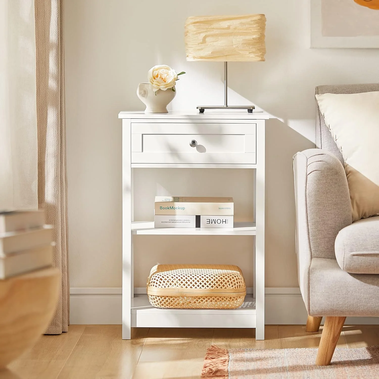 میز کنار تختی SoBuy، میز کنار تخت، میز کنار لامپ، میز انتهایی بلند با کشو و قفسه باز، میز جانبی برای اتاق نشیمن، اتاق خواب، فضاهای کوچک، میزهای جانبی، سفید، FBT46-W میز کنار تختی SoBuy، میز کنار تخت، میز کنار لامپ، میز انتهایی بلند با کشو و قفسه باز، میز جانبی برای اتاق نشیمن، اتاق خواب، فضاهای کوچک، میزهای جانبی، سفید، FBT46-W