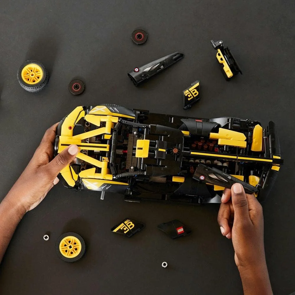 مجموعه ساخت مدل ماشین مسابقه ای LEGO Technic Bugatti Bolide، اسباب بازی مهندسی برای پسران و دختران بالای 9 سال، کیت ساخت خودروی ورزشی نمادین کلکسیونی، هدیه تولد برای کودکان 42151 مجموعه ساخت مدل ماشین مسابقه ای LEGO Technic Bugatti Bolide، اسباب بازی مهندسی برای پسران و دختران بالای 9 سال، کیت ساخت خودروی ورزشی نمادین کلکسیونی، هدیه تولد برای کودکان 42151