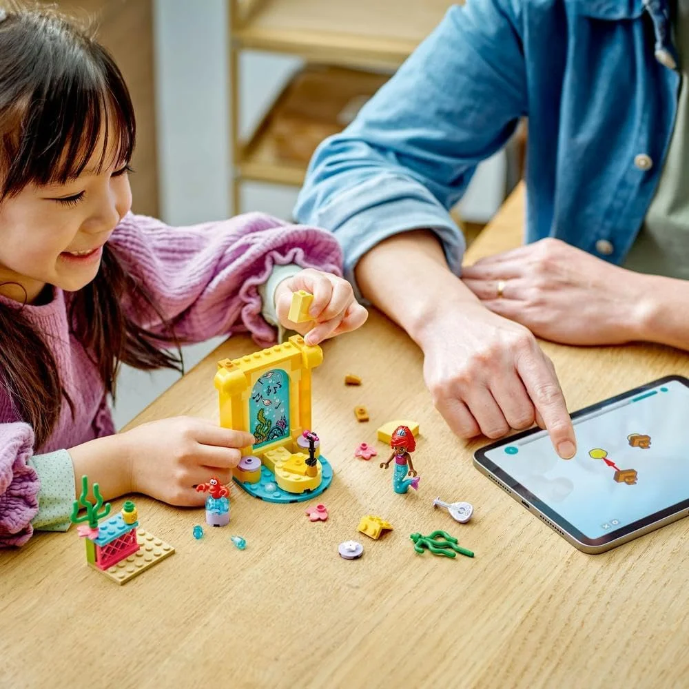 لگو | دیزنی پرنسس صحنه موسیقی آریل، اسباب بازی ساختنی برای کودکان، با یک مینی عروسک و فیگور حیوان سباستین، ایده هدیه سرگرم کننده برای طرفداران نمایش تلویزیونی، دختران و پسران 4 سال به بالا 43235