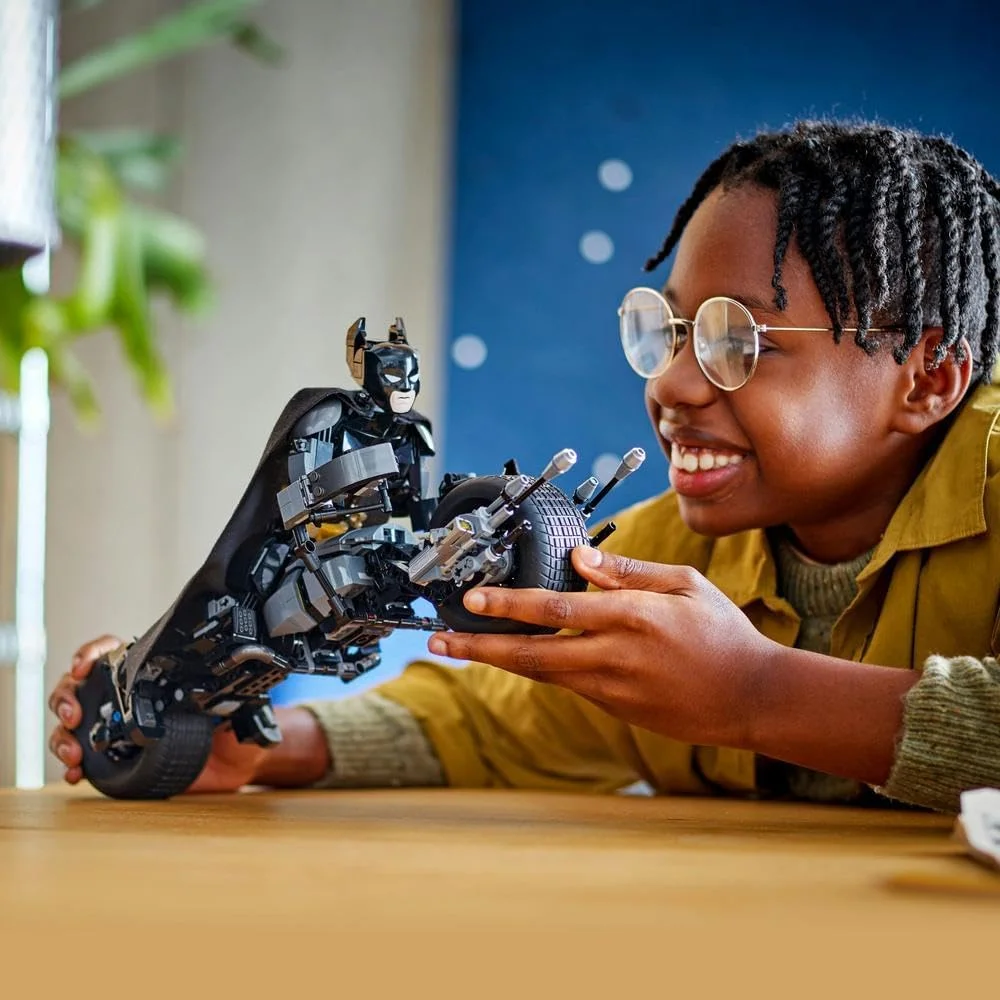 لگو دی سی بتمن: فیگور ساختنی بتمن و مجموعه موتورسیکلت بت-پاد، اسباب بازی جالب ابرقهرمانی برای کودکان 12 سال به بالا، پسران و دختران، مجموعه بازی اکشن با مدل موتورسیکلت 76273 لگو دی سی بتمن: فیگور ساختنی بتمن و مجموعه موتورسیکلت بت-پاد، اسباب بازی جالب ابرقهرمانی برای کودکان 12 سال به بالا، پسران و دختران، مجموعه بازی اکشن با مدل موتورسیکلت 76273