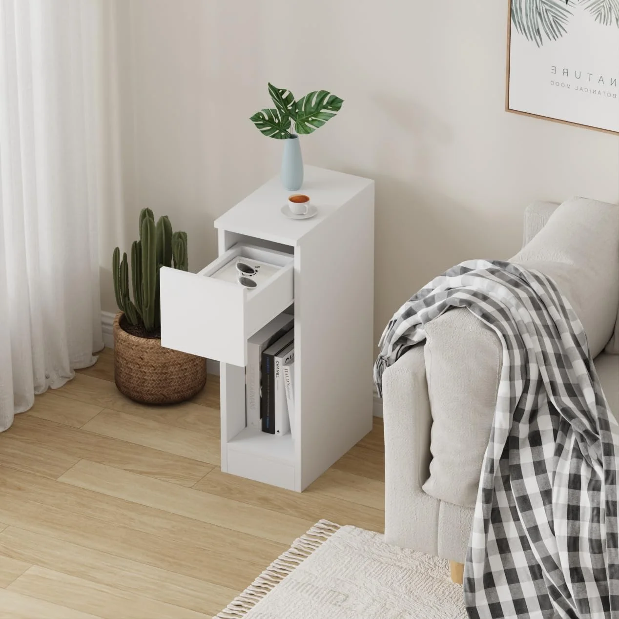 میز کنار تختی باریک چوبی پانتانال، کابینت کنار تخت خواب با کشو و قفسه، میز عسلی باریک کوچک کنار مبل اتاق نشیمن (سفید) میز کنار تختی باریک چوبی پانتانال، کابینت کنار تخت خواب با کشو و قفسه، میز عسلی باریک کوچک کنار مبل اتاق نشیمن (سفید)