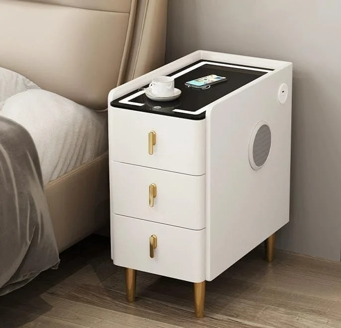 میز پاتختی هوشمند کول بری با شارژ بیسیم، بلندگو، پورتهای USB و Type-C، چراغهای LED قابل تنظیم، 3 کشو، میز کنار تختی مدرن (رنگ سفید مایل به کرم) طرح آسمان میز پاتختی هوشمند کول بری با شارژ بیسیم، بلندگو، پورتهای USB و Type-C، چراغهای LED قابل تنظیم، 3 کشو، میز کنار تختی مدرن (رنگ سفید مایل به کرم) طرح آسمان