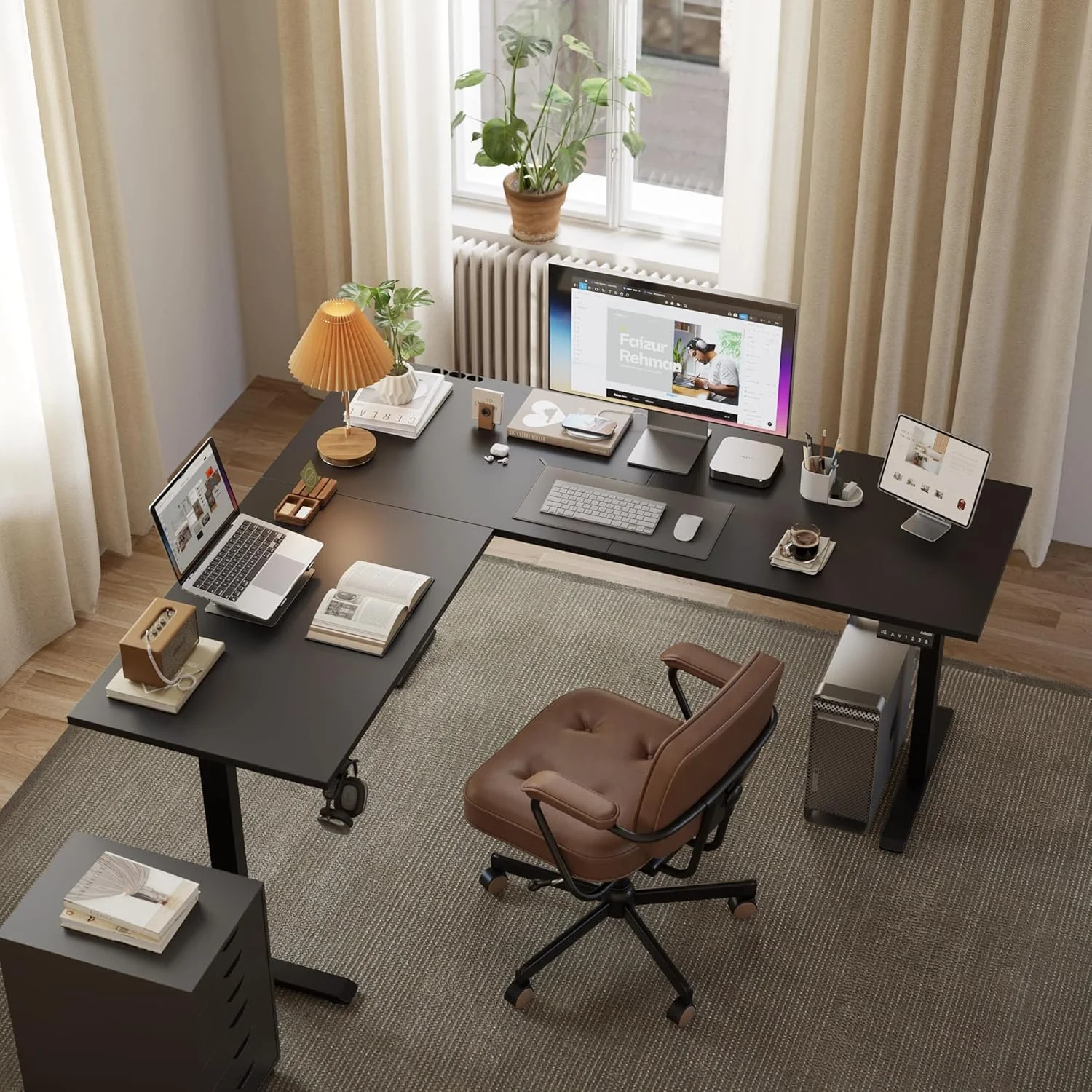 میز ایستاده برقی گوشه ای L شکل Agilestic با قابلیت تنظیم ارتفاع، میز کامپیوتر ایستاده/نشسته با ابعاد 160x140 سانتی متر، میز بازی، رنگ مشکی