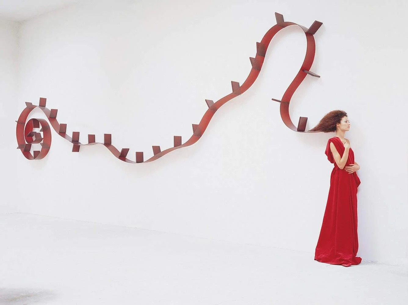 کتابخانه کرم کتاب Kartell MT.3.2، قرمز، 320x20x19 سانتی متر کتابخانه کرم کتاب Kartell MT.3.2، قرمز، 320x20x19 سانتی متر