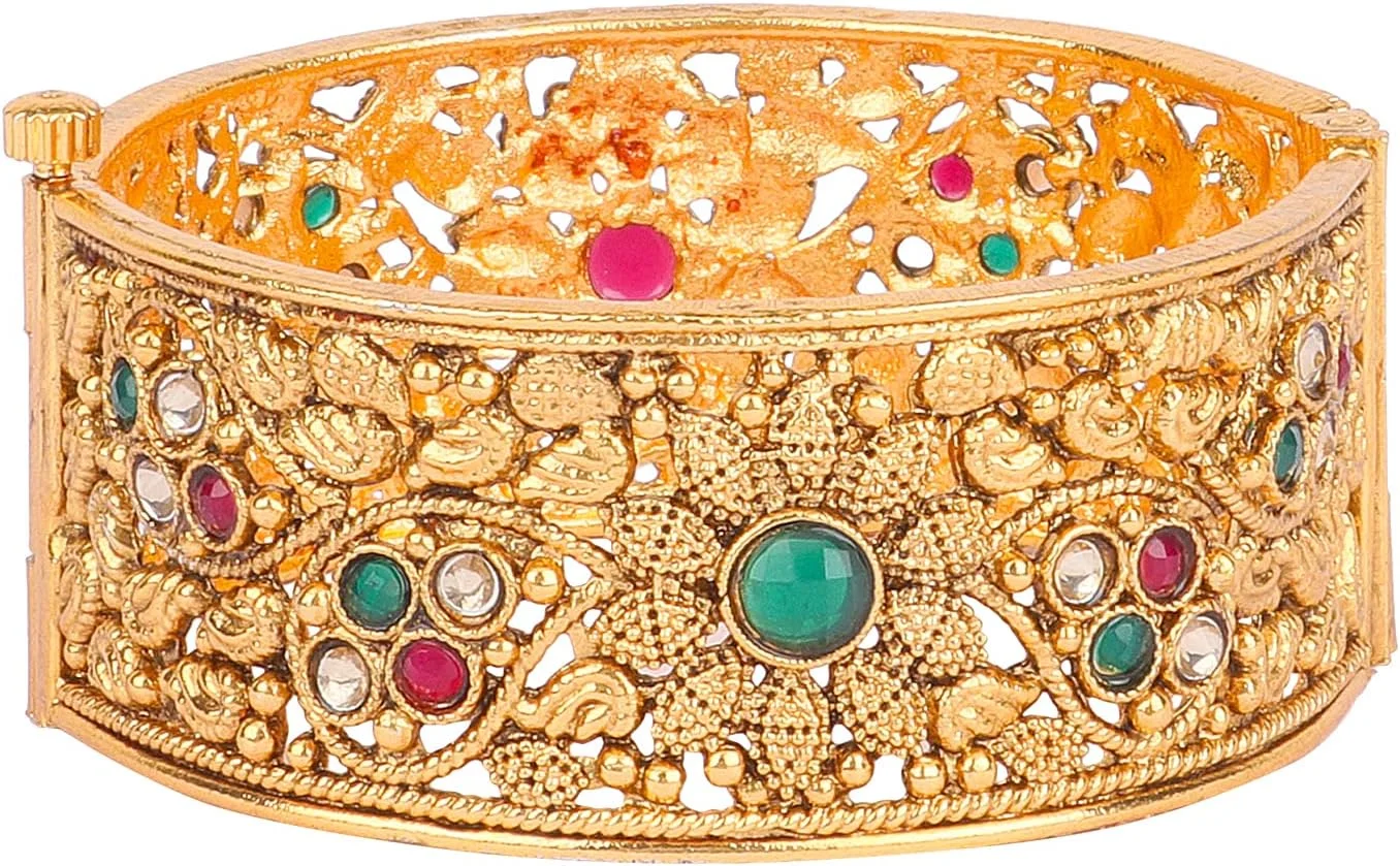 شاینینگ دیوا ست فشن 2 عددی النگو زنانه با روکش طلای شیک و جدید (طلایی) (11657b_2.4) شاینینگ دیوا ست فشن 2 عددی النگو زنانه با روکش طلای شیک و جدید (طلایی) (11657b_2.4)