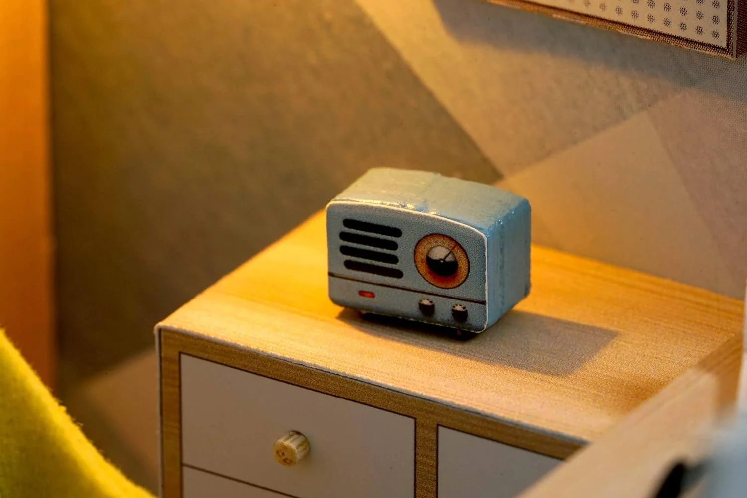 خانه عروسکی مینیاتوری خودساز با نور LED و پوشش ضد گرد و غبار، مدل اتاق مبلمان مینی چوبی برای بزرگسالان و کودکان، مجموعه هدیه صنایع دستی خانه مینیاتوری سری QT کلکسیونی