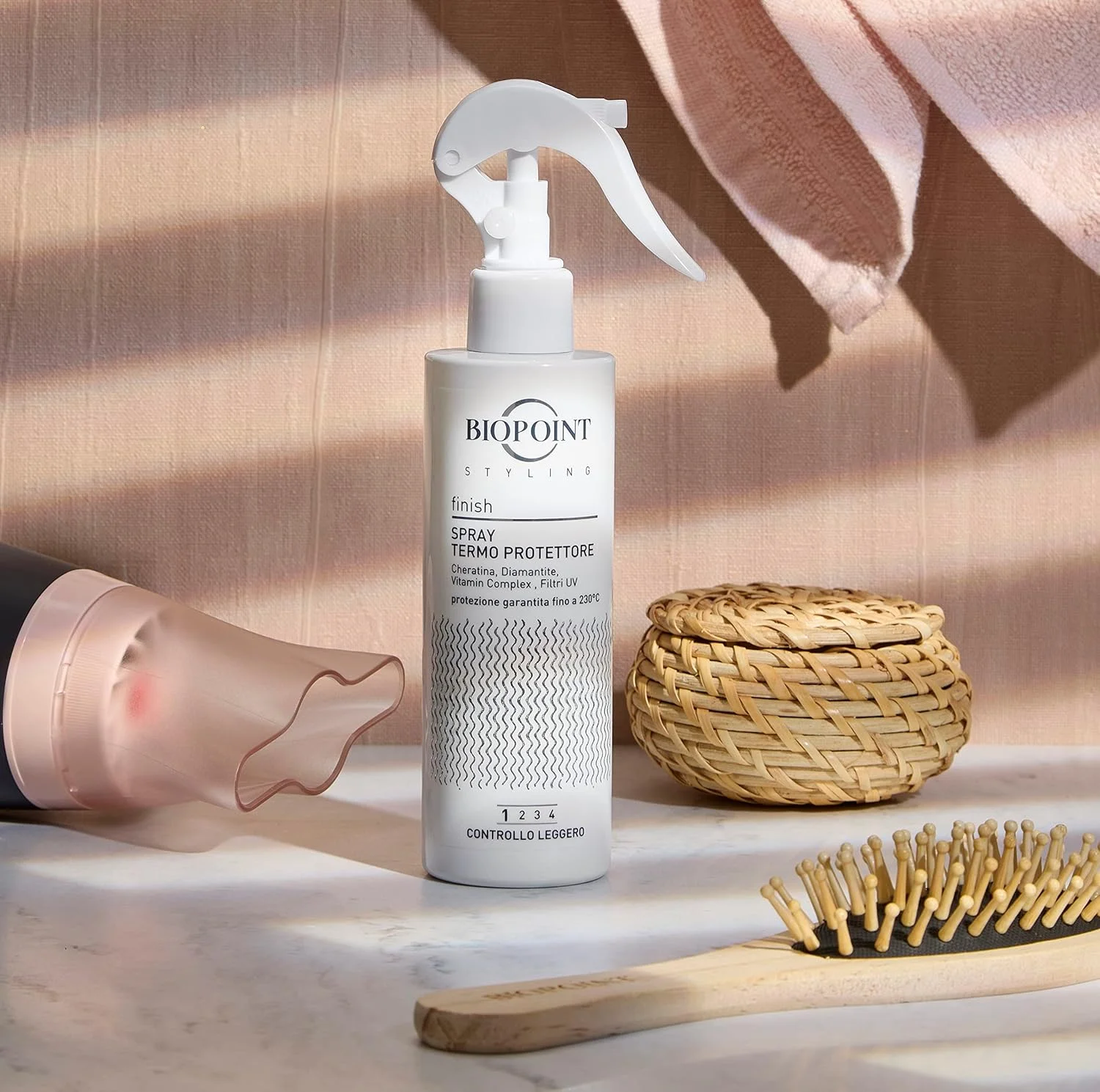 اسپری محافظ حرارتی مو بایوپوینت، محافظت از مو تا 230 درجه سانتیگراد در برابر حرارت سشوار، اتو مو و فر کننده مو به همراه فیلترهای UV، 200 میلی لیتر