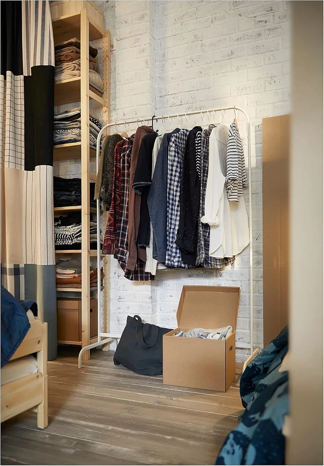 رگال لباس ایکیا مدل MULIG قابل حمل و انعطاف پذیر (99 X 152 سانتی متر) - سفید، تولید STOCKLAND رگال لباس ایکیا مدل MULIG قابل حمل و انعطاف پذیر (99 X 152 سانتی متر) - سفید، تولید STOCKLAND