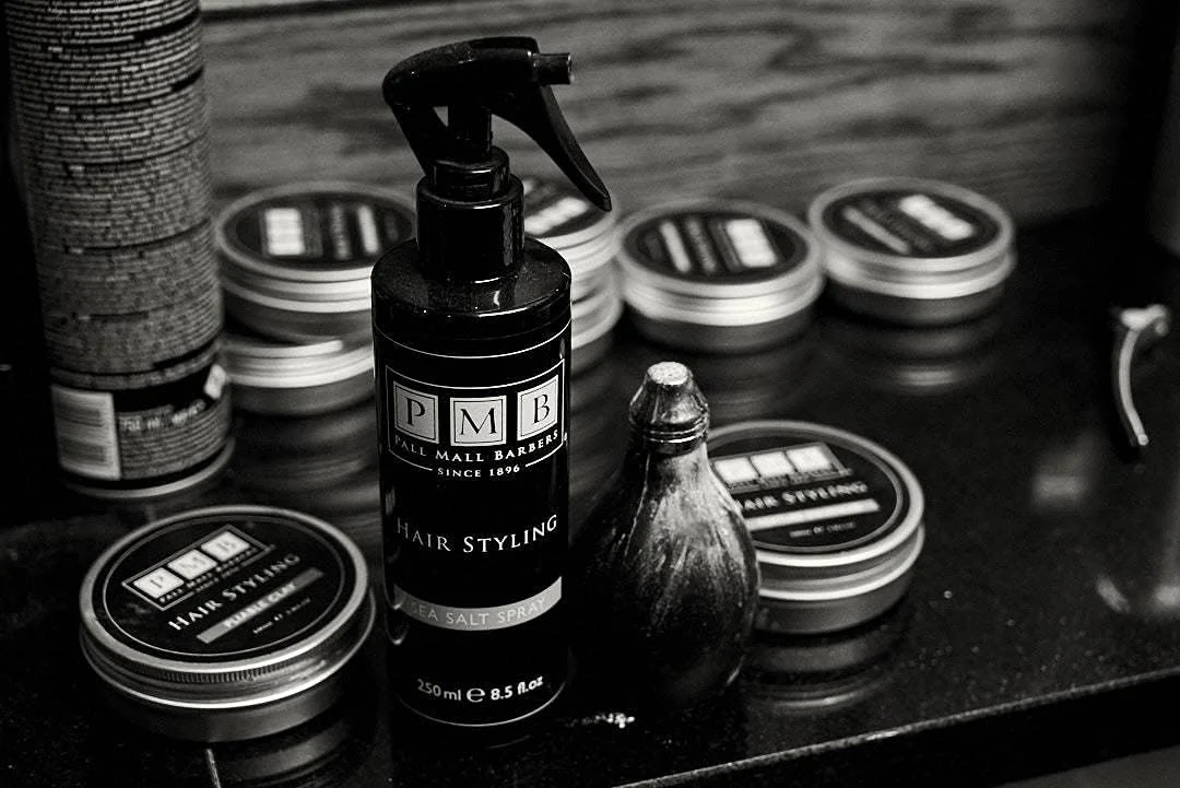 پال مال باربرز، بهترین حالت دهنده مو برای آقایان از سال 1896 - اسپری نمک دریایی برای مو - 250 میلی لیتر | اسپری حالت دهنده موی مردانه با نگهداری ملایم - ایجاد ظاهر موج دار ساحلی و نامرتب