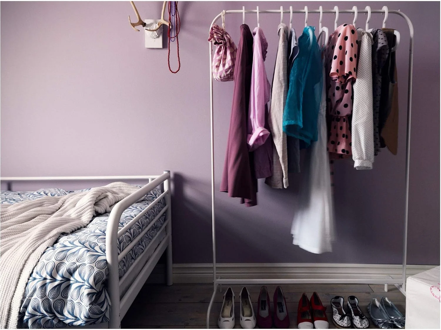 رگال لباس ایکیا مدل MULIG (سفید، 99x46 سانتی متر) رگال لباس ایکیا مدل MULIG (سفید، 99x46 سانتی متر)