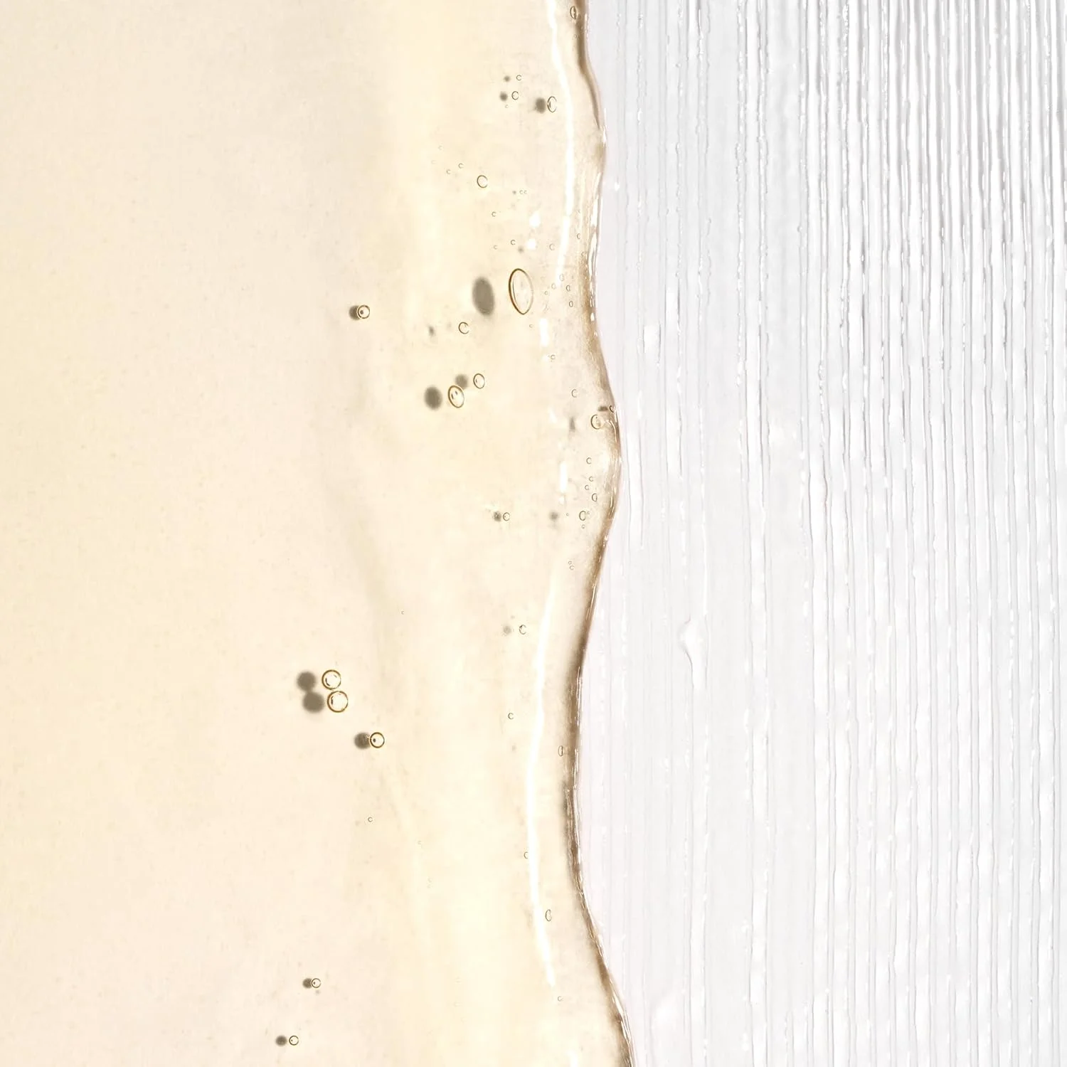 ژل کنترل وز مو برنج آمینو و کینوا Briogeo Curl Charisma | حالت دهنده فر برای موهای موج دار، فر و مجعد | وگان، بدون فتالات و پارابن | 163 میلی لیتر