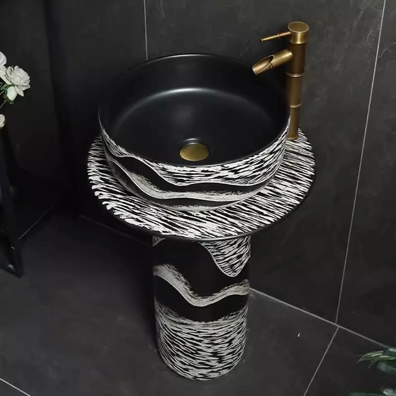 روشویی پایه دار ایستاده، روشویی هنری مناسب هتل، ست روشویی سرامیکی، توالت و کاسه روشویی، روشویی چینی طرح دار سیاه و سفید، ست 4 تکه، ست 3 تکه