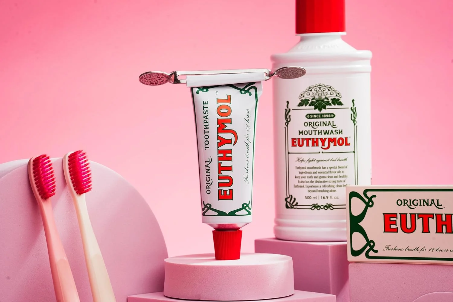 دو عدد فشار دهنده خمیر دندان کلاسیک Euthymol، فشار دهنده غلتکی، لوله های خمیر دندان فلزی آلومینیومی پلاستیکی، لوازم جانبی حمام