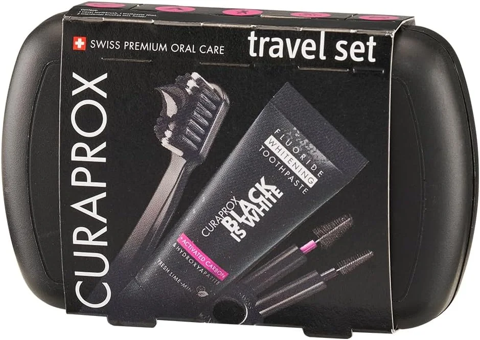 ست مسافرتی Curaprox Black Is White I شامل مسواک مسافرتی فوق نرم CS 5460، خمیر دندان سفید کننده Black Is White با کربن 10 میلی لیتری، برس های بین دندانی CPS Prime 07 & 09