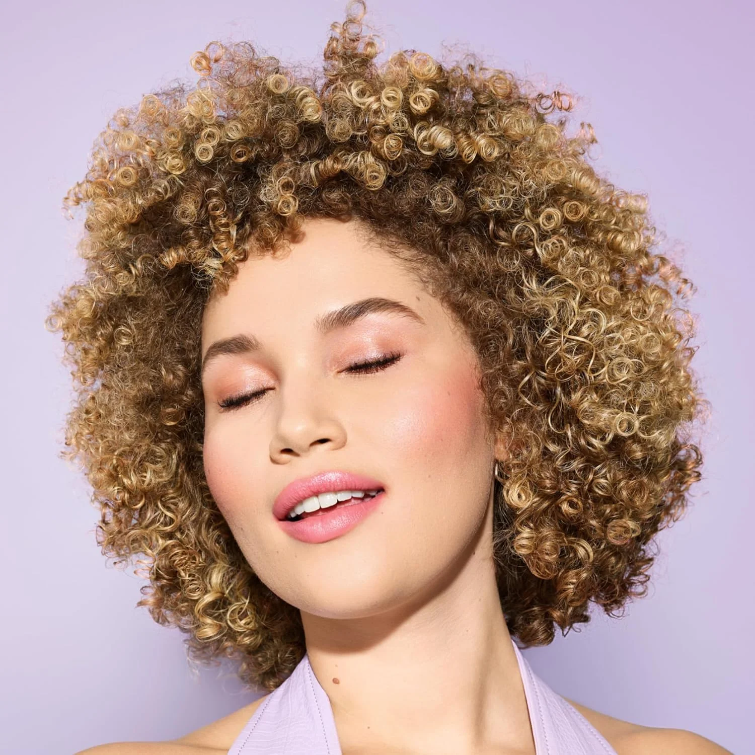 ژل حالت دهنده قوی و بدون ایجاد حس خشکی DevaCurl Ultra Defining، رایحه Bright Breeze، حجم 355 میلی لیتر ژل حالت دهنده قوی و بدون ایجاد حس خشکی DevaCurl Ultra Defining، رایحه Bright Breeze، حجم 355 میلی لیتر