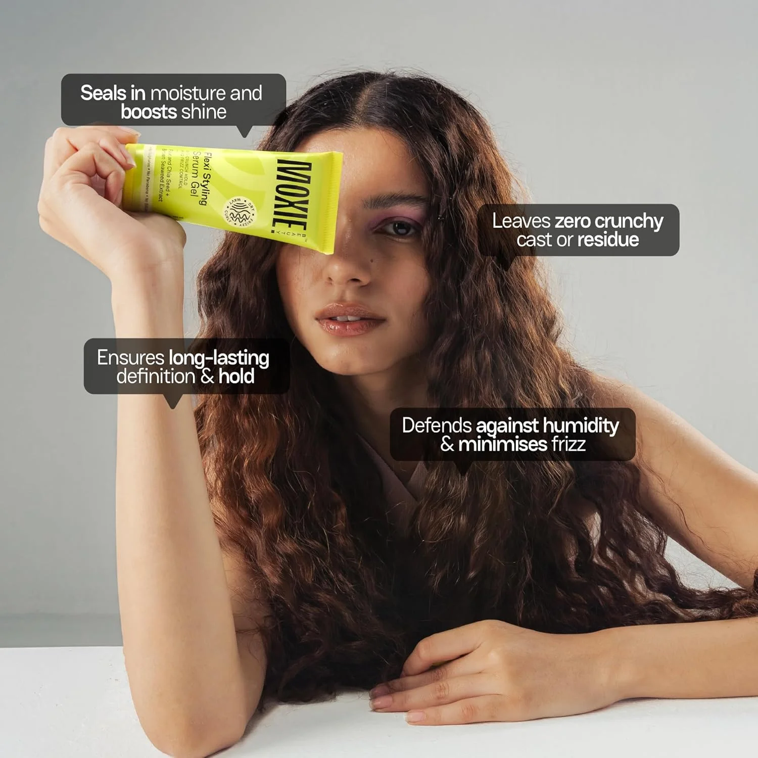 ژل سرم حالت دهنده انعطاف پذیر موهای فر ماکسی بیوتی - برای کنترل حالت و وز مو | غیر چسبنده و بدون ایجاد حس خشکی | حاوی عصاره تخم کتان، دانه چیا و جلبک دریایی قهوه ای | مناسب برای موهای وز، خشک، موج دار و فر | فاقد سولفات، پارابن و سیلیکون | 50 میلی لیتر