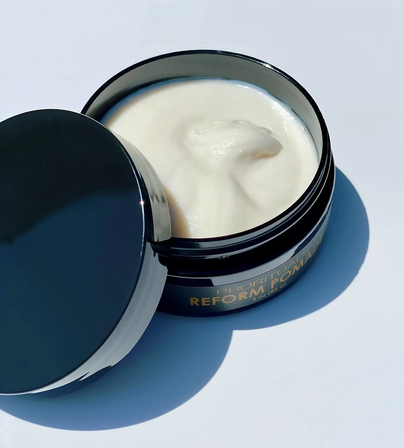 پماد حالت دهنده موی مردانه Prorituals Reform - حالت دهنده کلاسیک، با قدرت نگهداری بسیار قوی بدون درخشش پماد حالت دهنده موی مردانه Prorituals Reform - حالت دهنده کلاسیک، با قدرت نگهداری بسیار قوی بدون درخشش