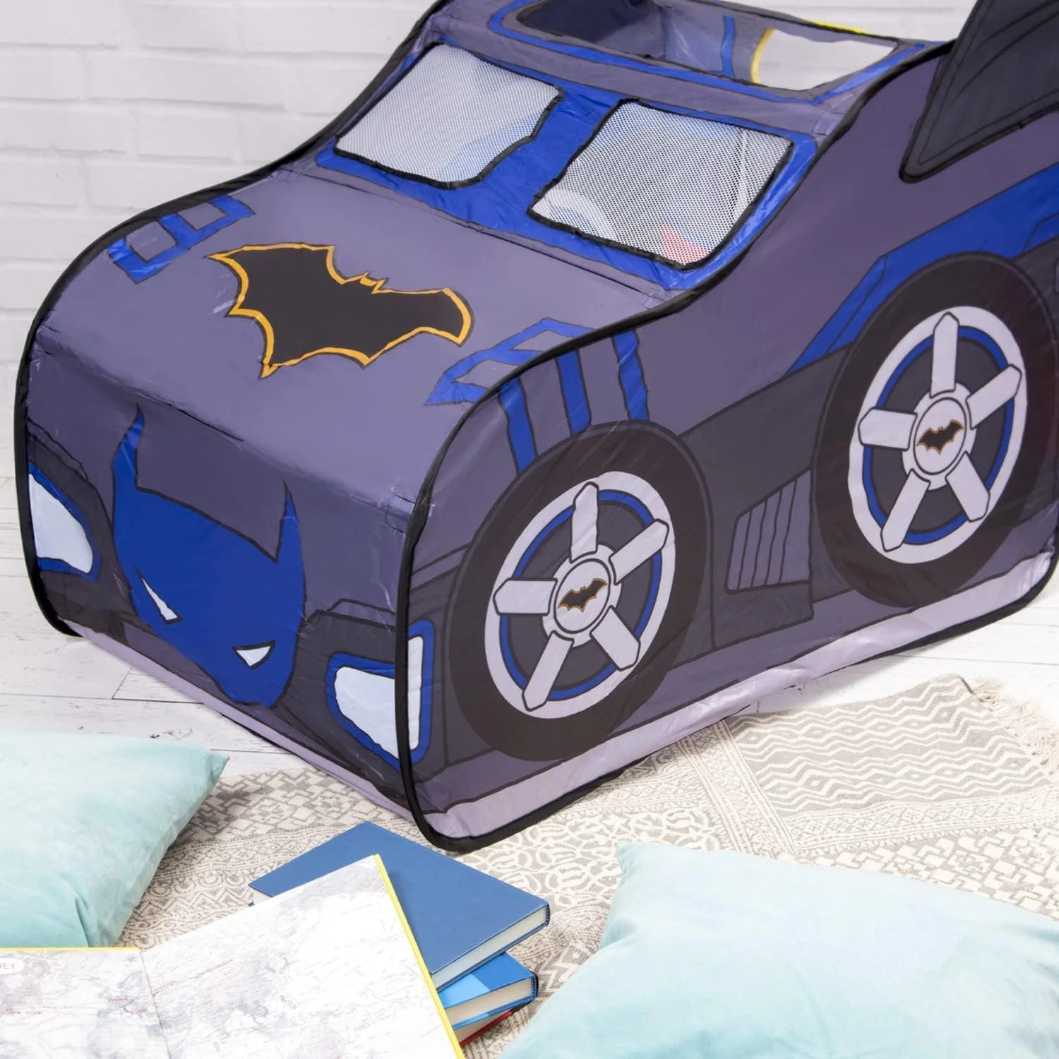 چادر بازی بتمن مدل Batmobile Pop Up - خانه بازی سرپوشیده برای کودکان | اسباب بازی هدیه برای پسران و دختران | انحصاری آمازون چادر بازی بتمن مدل Batmobile Pop Up - خانه بازی سرپوشیده برای کودکان | اسباب بازی هدیه برای پسران و دختران | انحصاری آمازون