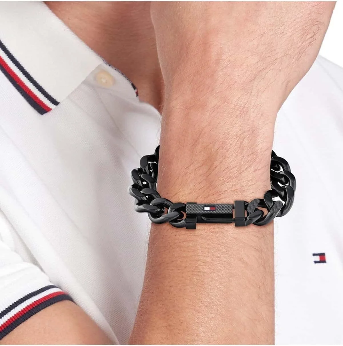 دستبند زنجیری مردانه تامی هیلفیگر با روکش طلایی نازک استیل دستبند زنجیری مردانه تامی هیلفیگر با روکش طلایی نازک استیل