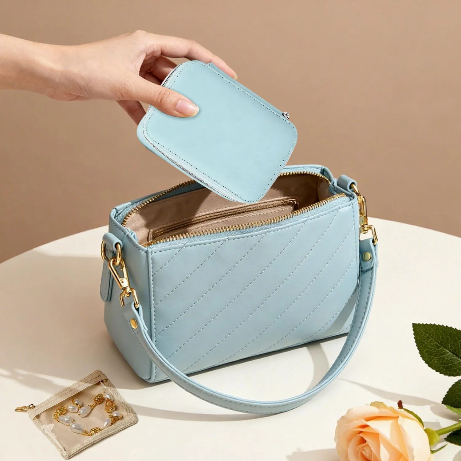 جعبه جواهرات با ۸ کیف زیپ دار مخملی، جعبه نگهداری جواهرات مسافرتی قابل حمل، برای زنان و دختران، برای گردنبند، گوشواره، دستبند و انگشتر