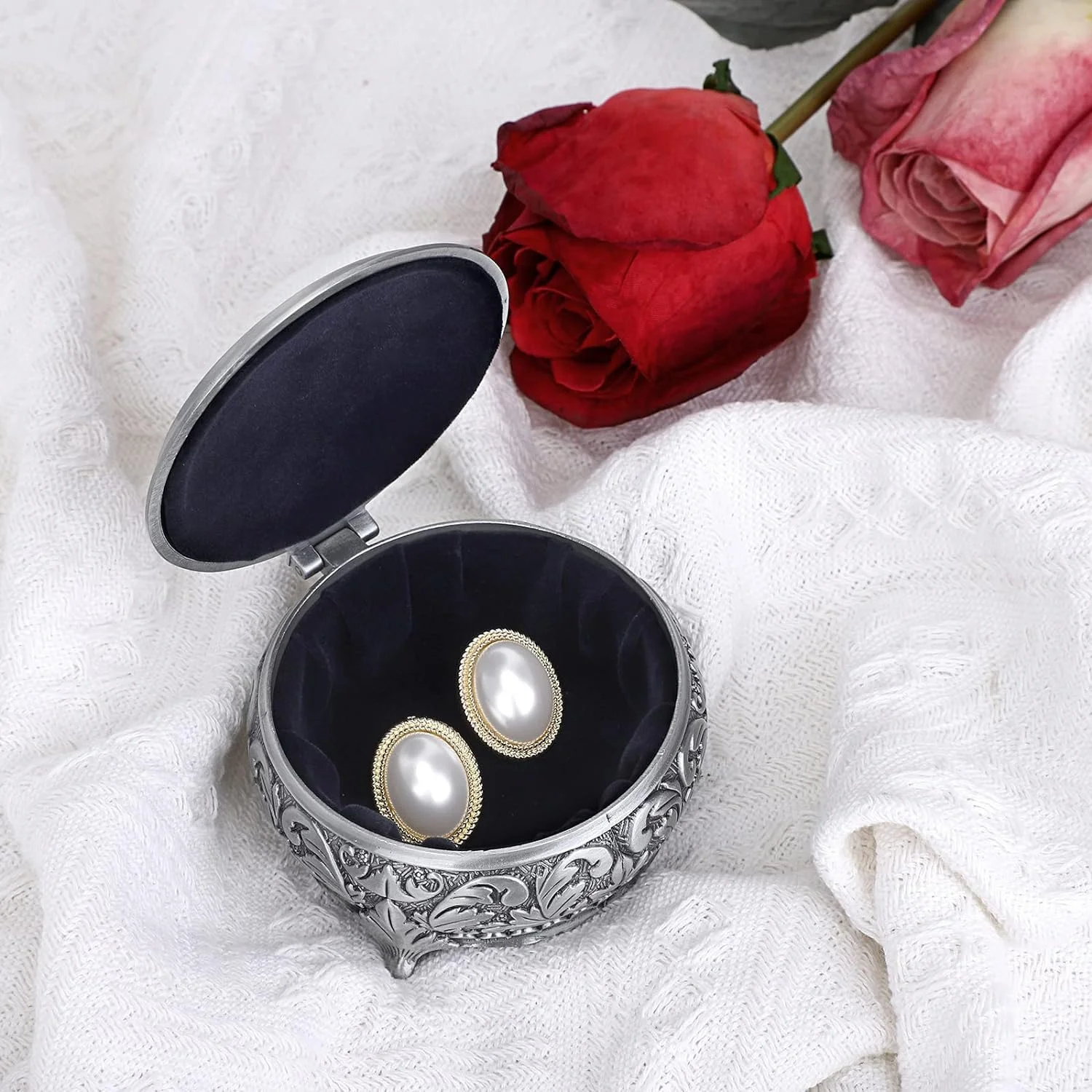 جعبه جواهرات فلزی Excefore، جای حلقه قدیمی، سازمان دهنده وسایل کوچک، جعبه گرد کوچک برای نگهداری گوشواره و گردنبند، جعبه نمایش جواهرات، جعبه یادگاری، جعبه جواهرات تزئینی، هدیه برای زنان و دختران جعبه جواهرات فلزی Excefore، جای حلقه قدیمی، سازمان دهنده وسایل کوچک، جعبه گرد کوچک برای نگهداری گوشواره و گردنبند، جعبه نمایش جواهرات، جعبه یادگاری، جعبه جواهرات تزئینی، هدیه برای زنان و دختران