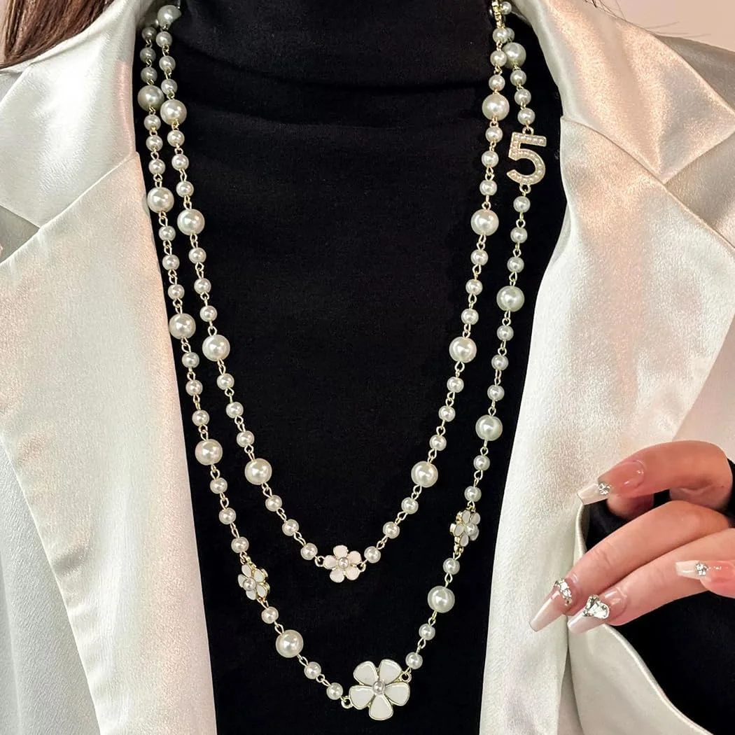 گردنبند مروارید بلند زنانه، گردنبند جذاب برای پلیور، گردنبند طرح گل و عدد 5 با روکش طلایی گردنبند مروارید بلند زنانه، گردنبند جذاب برای پلیور، گردنبند طرح گل و عدد 5 با روکش طلایی