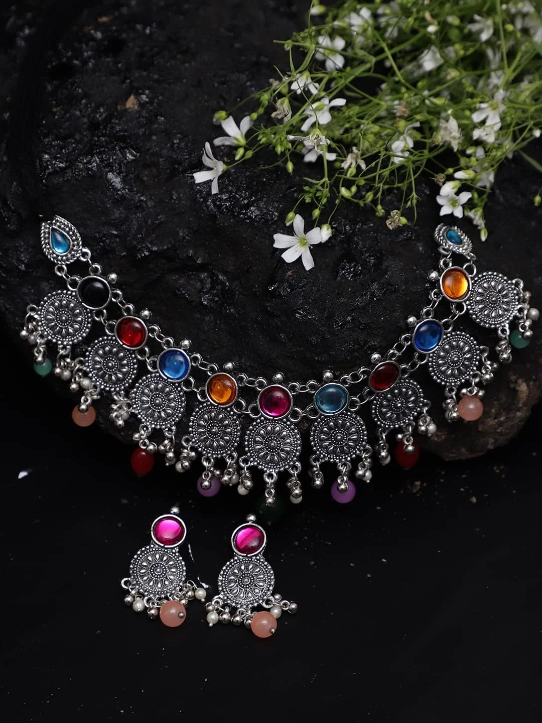 ست جواهرات نقره ای اکسید شده YouBella با گوشواره برای دختران و زنان (مدل 3) ست جواهرات نقره ای اکسید شده YouBella با گوشواره برای دختران و زنان (مدل 3)