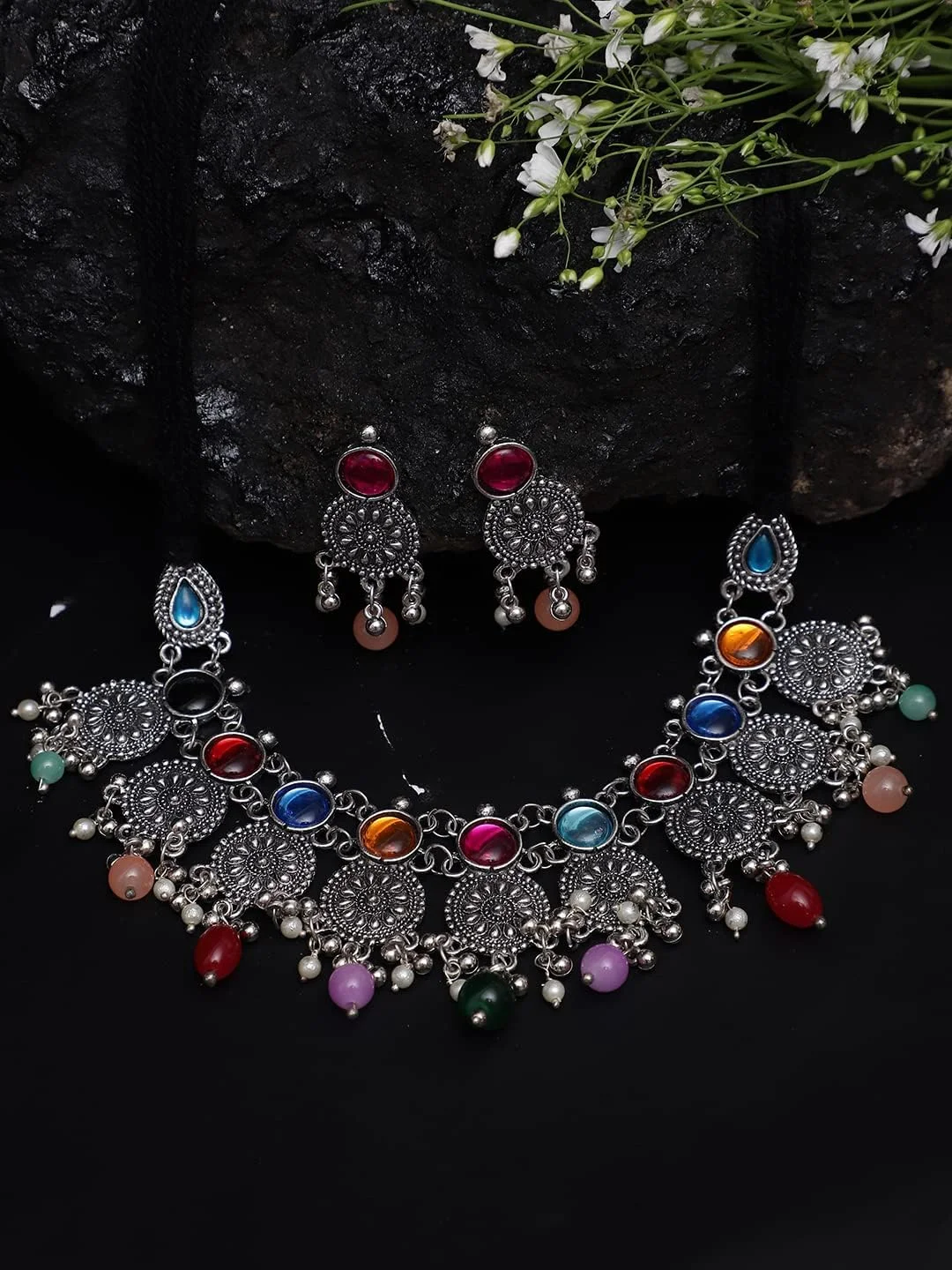 ست جواهرات نقره ای اکسید شده YouBella با گوشواره برای دختران و زنان (مدل 3) ست جواهرات نقره ای اکسید شده YouBella با گوشواره برای دختران و زنان (مدل 3)