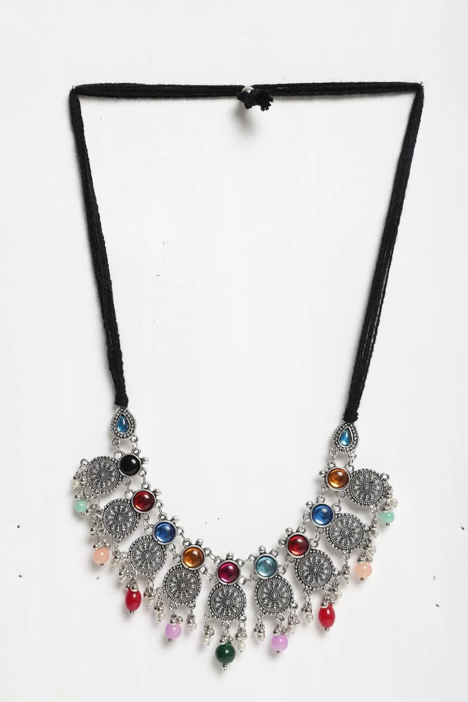 ست جواهرات نقره ای اکسید شده YouBella با گوشواره برای دختران و زنان (مدل 3) ست جواهرات نقره ای اکسید شده YouBella با گوشواره برای دختران و زنان (مدل 3)