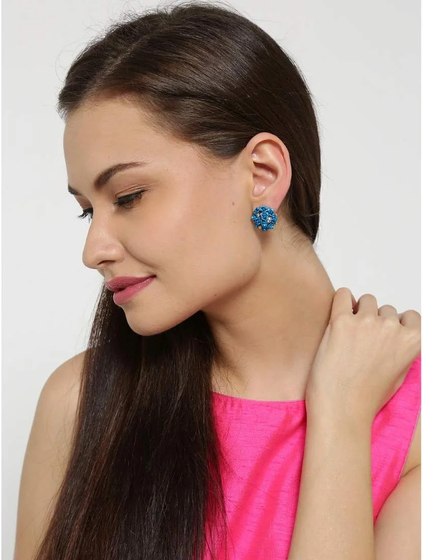 ست جواهرات YouBella، گردنبند گلدار با روکش طلایی شیک به همراه گوشواره و انگشتر برای زنان و دختران، سایز آزاد، روکش طلایی، بدون سنگ قیمتی ست جواهرات YouBella، گردنبند گلدار با روکش طلایی شیک به همراه گوشواره و انگشتر برای زنان و دختران، سایز آزاد، روکش طلایی، بدون سنگ قیمتی