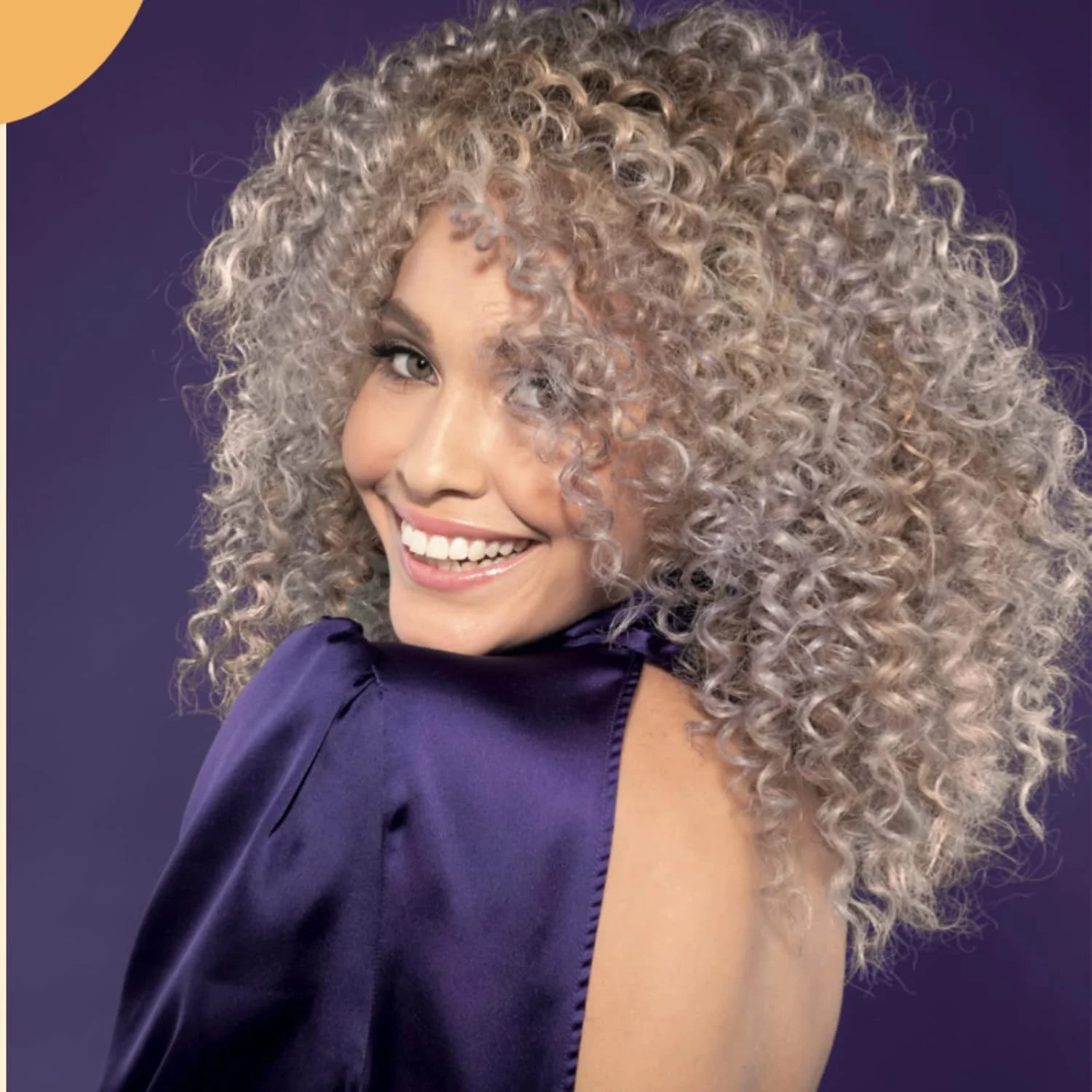 ماسک بازسازی کننده مو فانولا ماسک بازسازی کننده مو فانولا