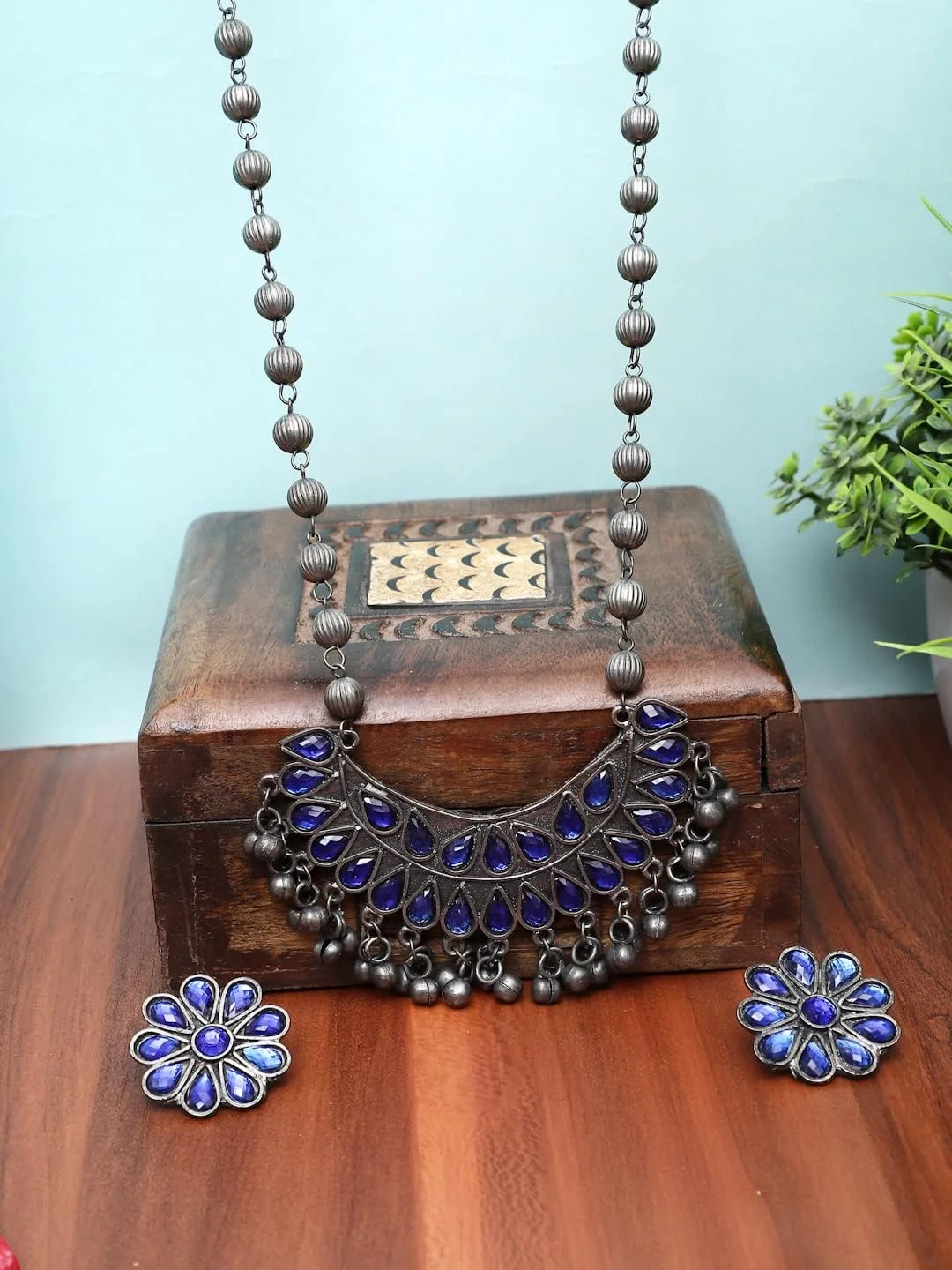 ست جواهرات نقره ای اکسید شده YouBella شامل گردنبند و گوشواره برای دختران و زنان (مدل 1)