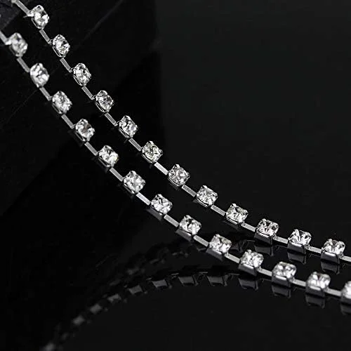 گردنبند قلب کریستالی تایتانیک YouBella Jewellery برای دختران، گردنبند آویز مد روز، جواهرات برای دختران و زنان (قرمز) گردنبند قلب کریستالی تایتانیک YouBella Jewellery برای دختران، گردنبند آویز مد روز، جواهرات برای دختران و زنان (قرمز)