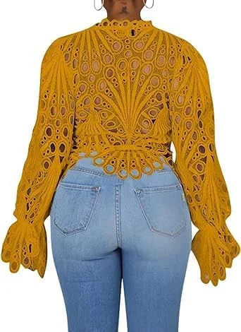 تاپ توری زنانه یقه هفت باز آستین ناقوسی دکمه دار