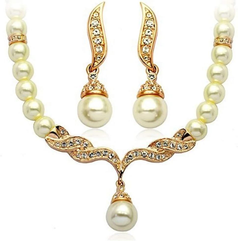 ست گردنبند و گوشواره مرواریدی با روکش طلای 18 عیار و آویز کریستال اتریشی