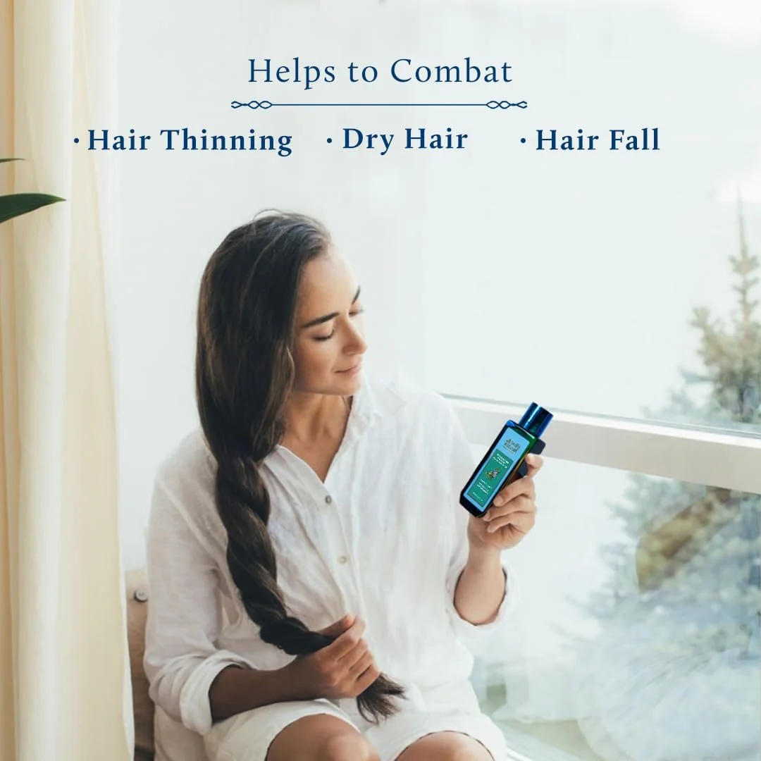 روغن رزماری Blue Nectar برای رشد مو به همراه روغن برینگراج | جایگزین طبیعی برای Redensyl | روغن موی غیر چسبنده آیورودا با روغن آملا (9 گیاه، 200 میلی لیتر) روغن رزماری Blue Nectar برای رشد مو به همراه روغن برینگراج | جایگزین طبیعی برای Redensyl | روغن موی غیر چسبنده آیورودا با روغن آملا (9 گیاه، 200 میلی لیتر)