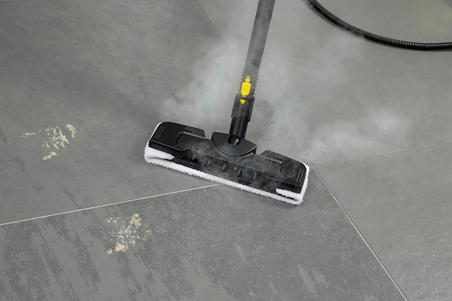 بخارشوی کارچر SC 3 Deluxe EasyFix - زمان گرم شدن 30 ثانیه، با حلقه نور LED و محل نگهداری لوازم جانبی، توان پوشش سطحی تقریباً 75 متر مربع در هر بار پر کردن مخزن، سبک و جمع و جور، حلقه LED، انعطاف پذیر