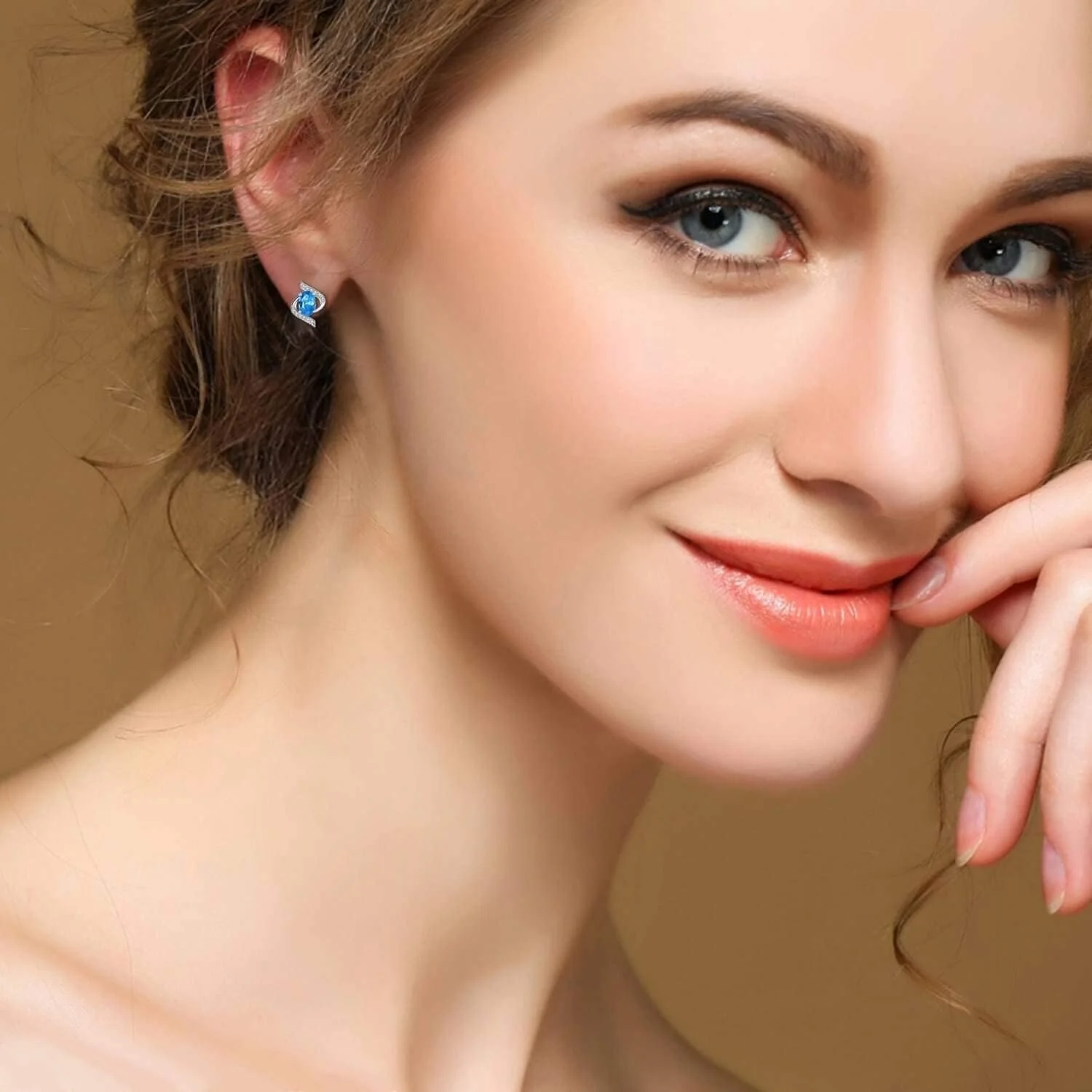 گوشواره های میخی نقره استرلینگ 925 با روکش طلای 18 عیار و کریستال های سواروسکی المنتز برای زنان و دختران - جواهرات شیک J.Rosée گوشواره های میخی نقره استرلینگ 925 با روکش طلای 18 عیار و کریستال های سواروسکی المنتز برای زنان و دختران - جواهرات شیک J.Rosée