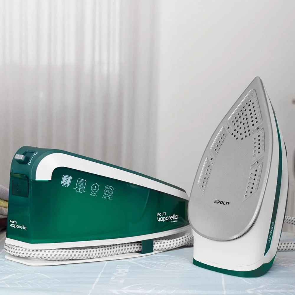 اتو بخار مخزن دار پولتی Vaporella Express VE30.20، اتو بخار با کارایی بالا، پمپ تا 8 بار، عملکرد اکو، با فناوری ONE TEMPERATURE و تنظیمات دیجیتال، سبز/سفید