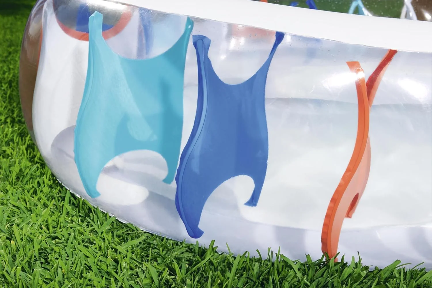 استخر بادی بیضی شکل بست وی استخر بادی بیضی شکل بست وی