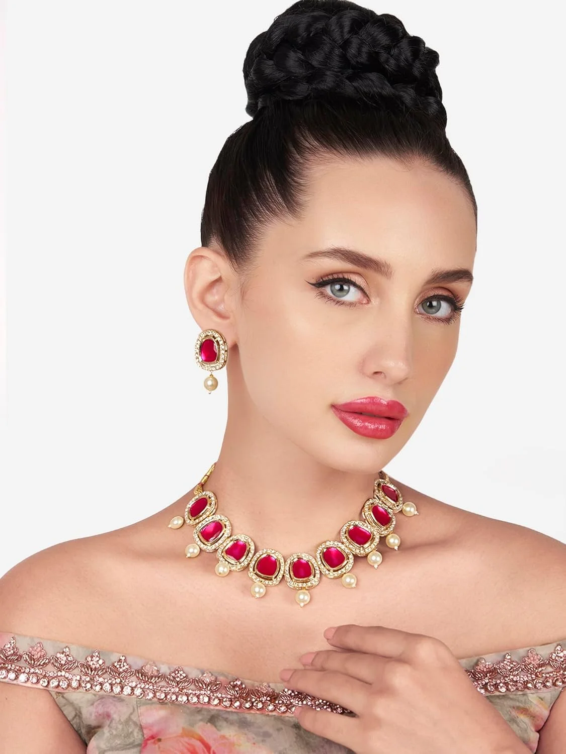 ZAVERI PEARLS گردنبند چوکر سنگ های صورتی رانی و الماس های اتریشی به همراه گوشواره زنانه - ZPFK16091 ZAVERI PEARLS گردنبند چوکر سنگ های صورتی رانی و الماس های اتریشی به همراه گوشواره زنانه - ZPFK16091