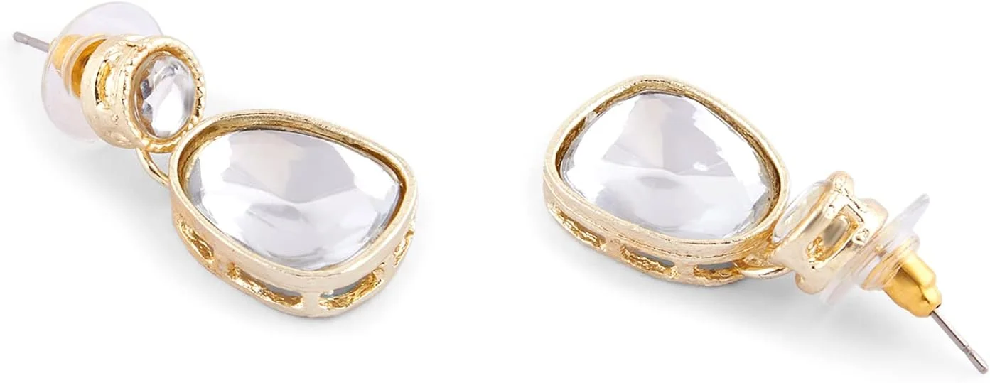 زیوری پرلز، ست گردنبند، گوشواره و انگشتر زنانه با طرح کندن، رنگ طلایی مدل ZPFK15659 زیوری پرلز، ست گردنبند، گوشواره و انگشتر زنانه با طرح کندن، رنگ طلایی مدل ZPFK15659