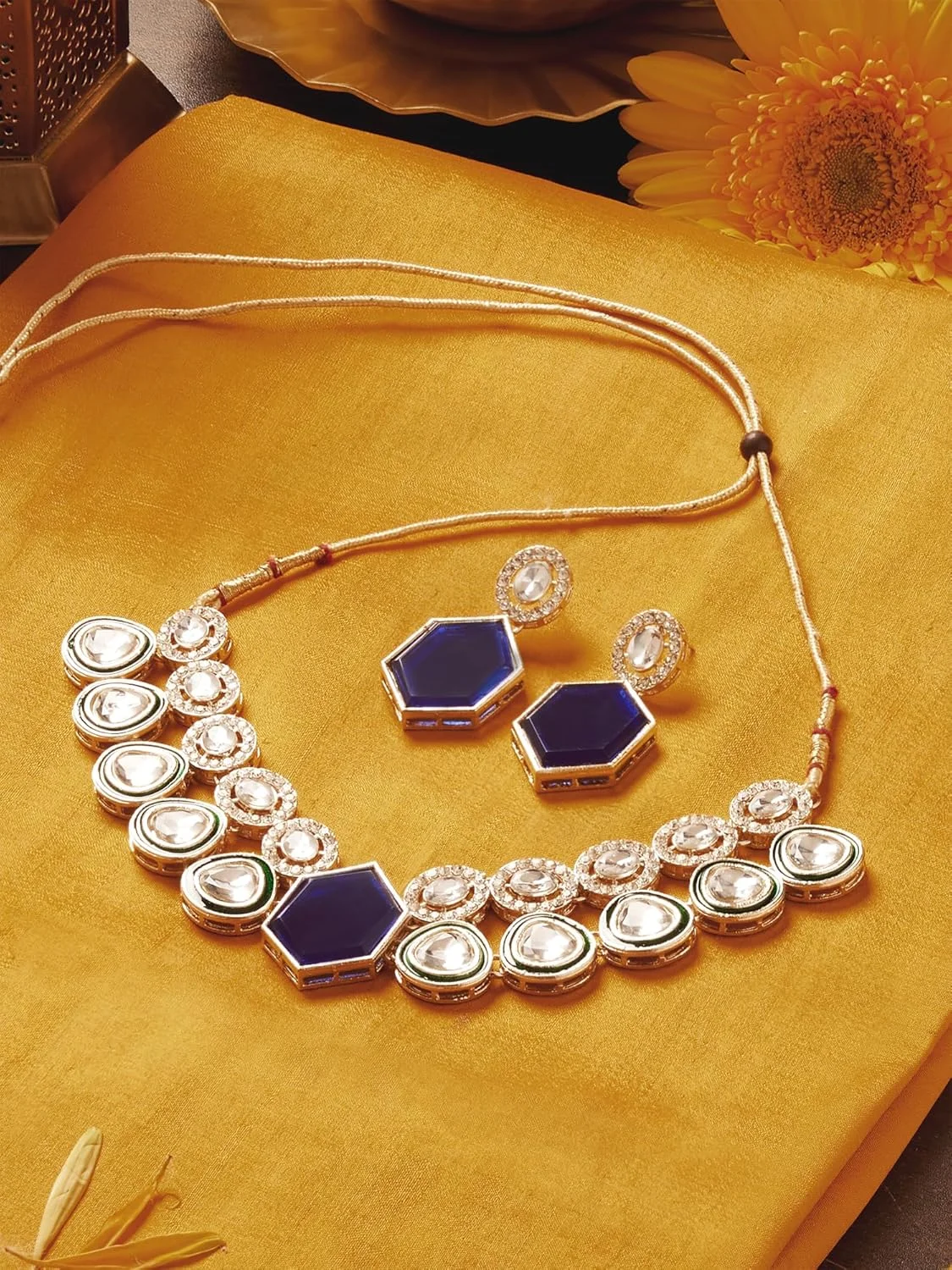 ZAVERI PEARLS گردنبند و گوشواره زنانه نگین آبی و میناکاری سبز مدل ZPFK18340 ZAVERI PEARLS گردنبند و گوشواره زنانه نگین آبی و میناکاری سبز مدل ZPFK18340
