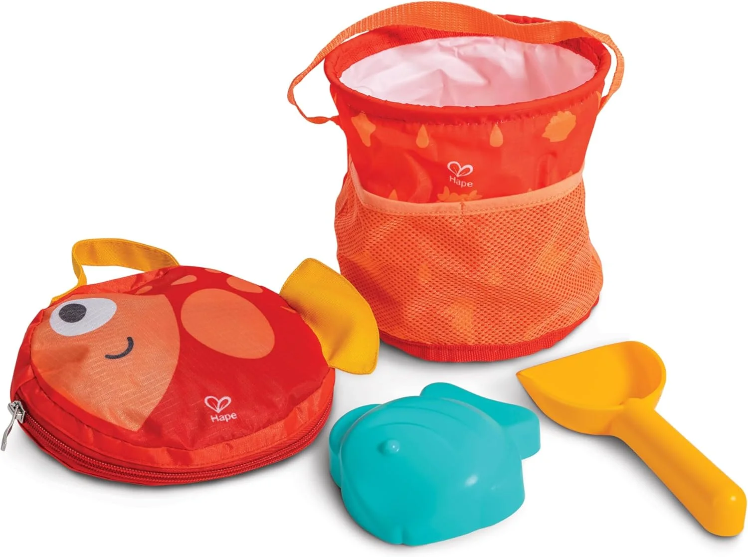 ست ساحلی تاشو Hape | کیف برزنتی تاشو با سطل ضد آب، قالب ماهی و بیلچه | ست اسباب بازی سبک وزن شن و آب برای تفریح در فضای باز | اسباب بازی های ساحلی | بادوام، بدون BPA | مناسب برای 18 ماه به بالا