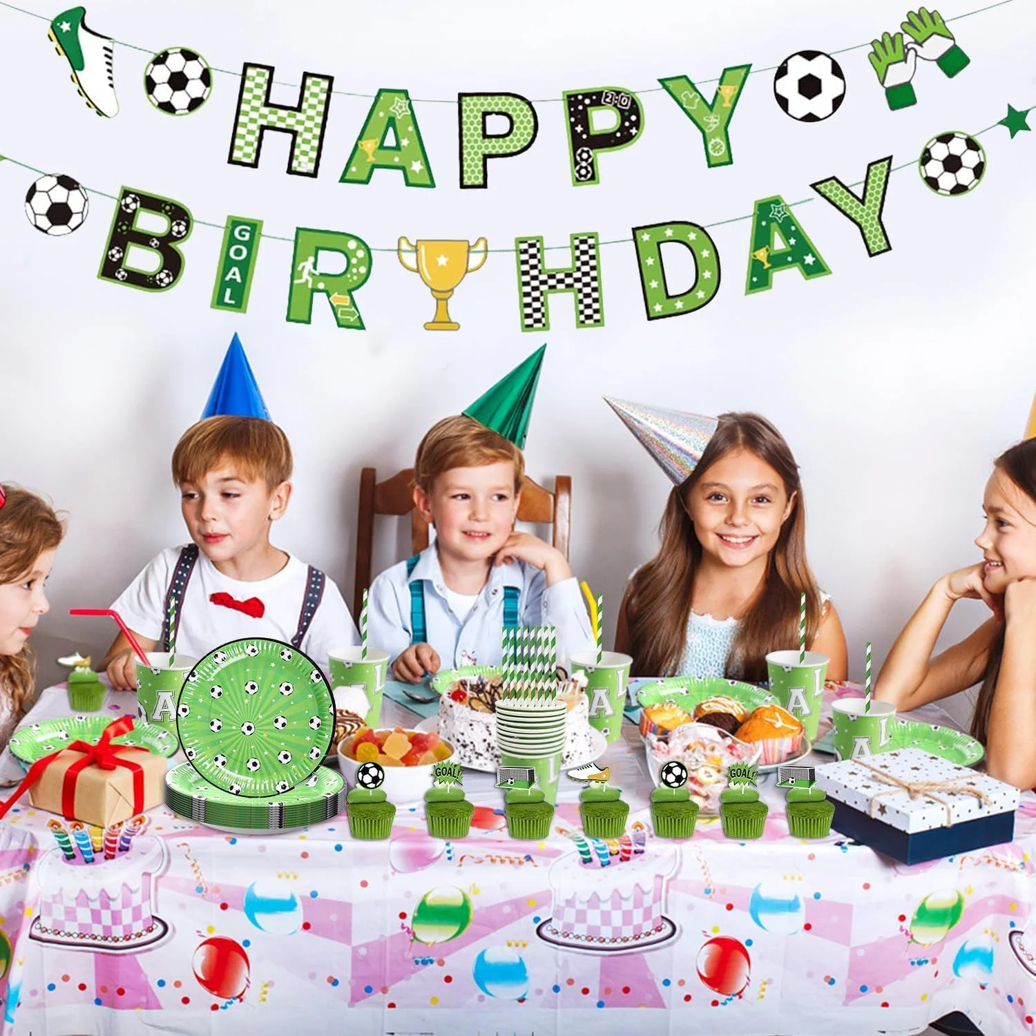 ظروف مهمانی با تم فوتبال KASTWAVE، ست لوازم جانبی جشن تولد با تم فوتبال برای کودکان، بنر تولدت مبارک، بشقاب، تاپر کیک، فنجان، نی، برای طرفداران فوتبال (16 مهمان) ظروف مهمانی با تم فوتبال KASTWAVE، ست لوازم جانبی جشن تولد با تم فوتبال برای کودکان، بنر تولدت مبارک، بشقاب، تاپر کیک، فنجان، نی، برای طرفداران فوتبال (16 مهمان)