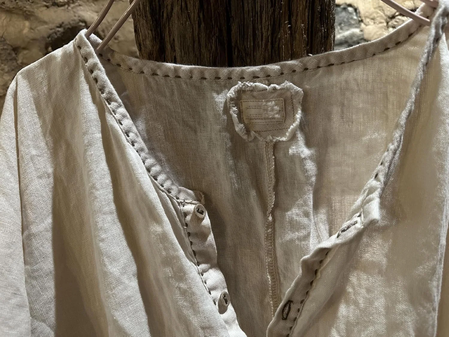 NFYM بلوز زنانه دکمه دار کتان ساده آستین کوتاه گشاد دست دوز NFYM بلوز زنانه دکمه دار کتان ساده آستین کوتاه گشاد دست دوز